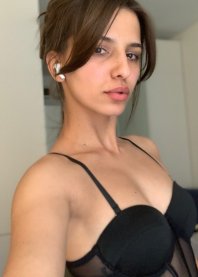 GENTLE WOMAN🤤